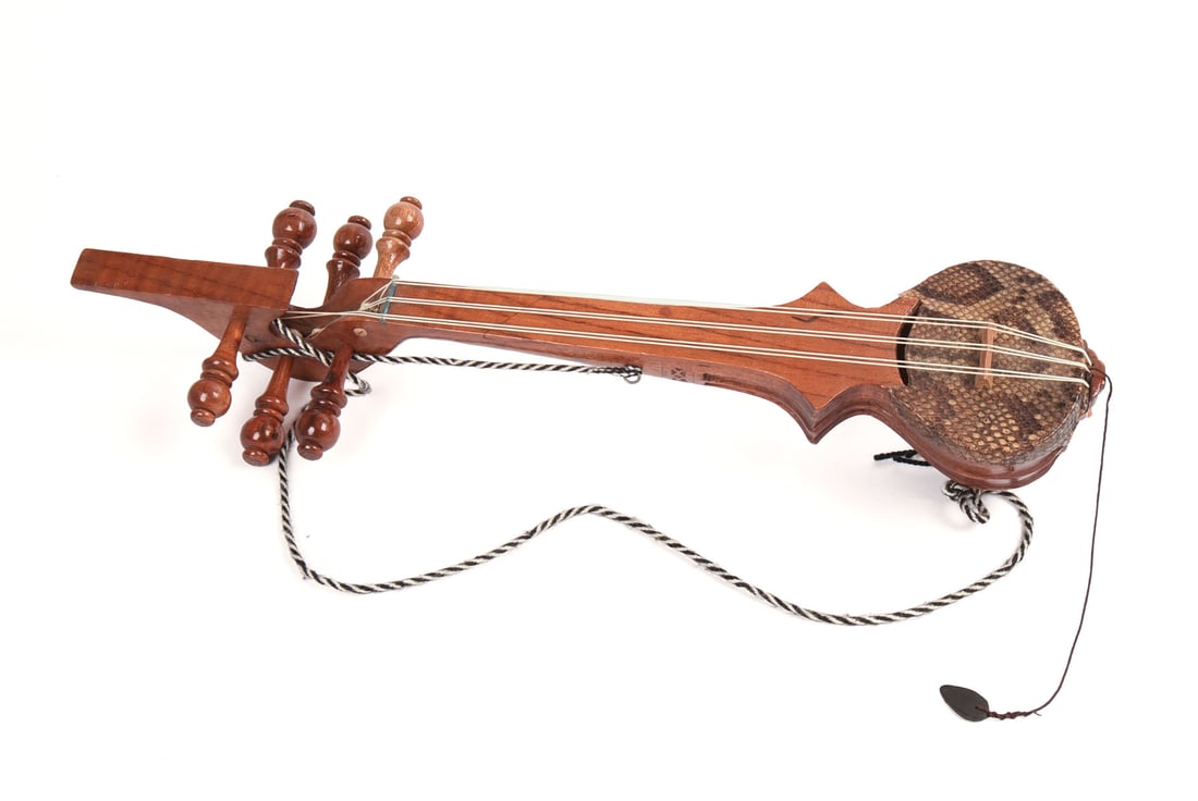 Handmade Nepalese Dramyin.: Length 23 inches.