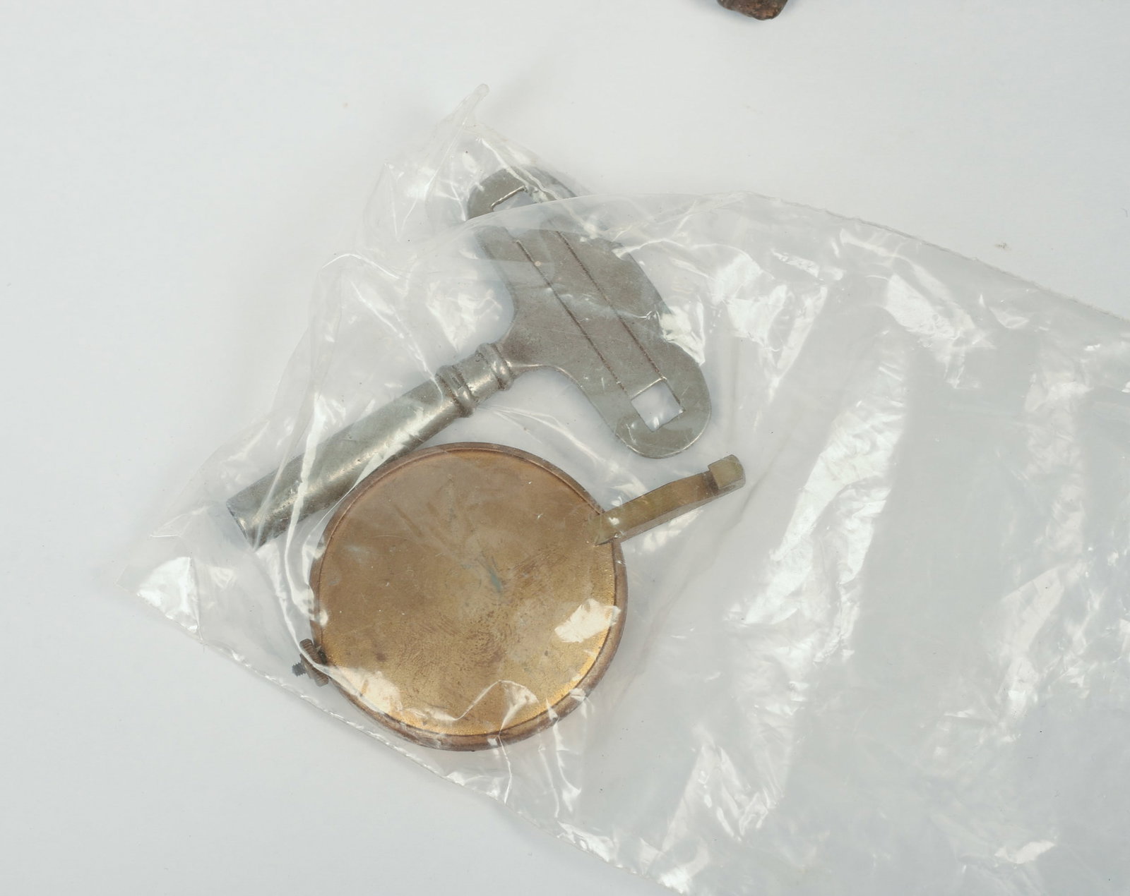 Moon Phase Mantle Clock. - 6