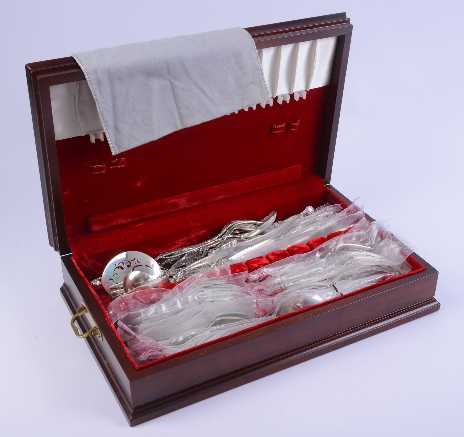 Gorham Sterling Flatware Service. - 11