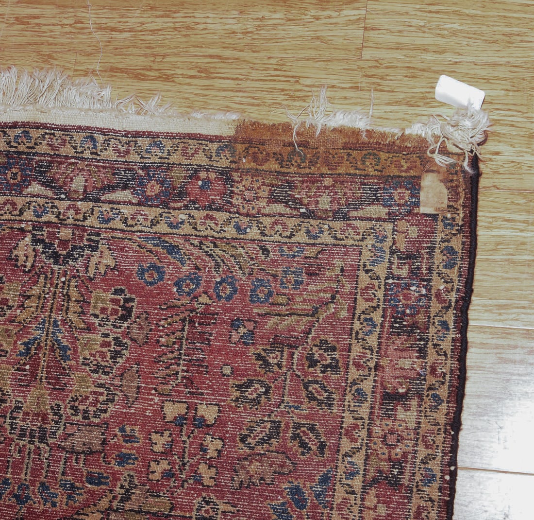 Two Small Oriental Hand Woven Carpets. - 3