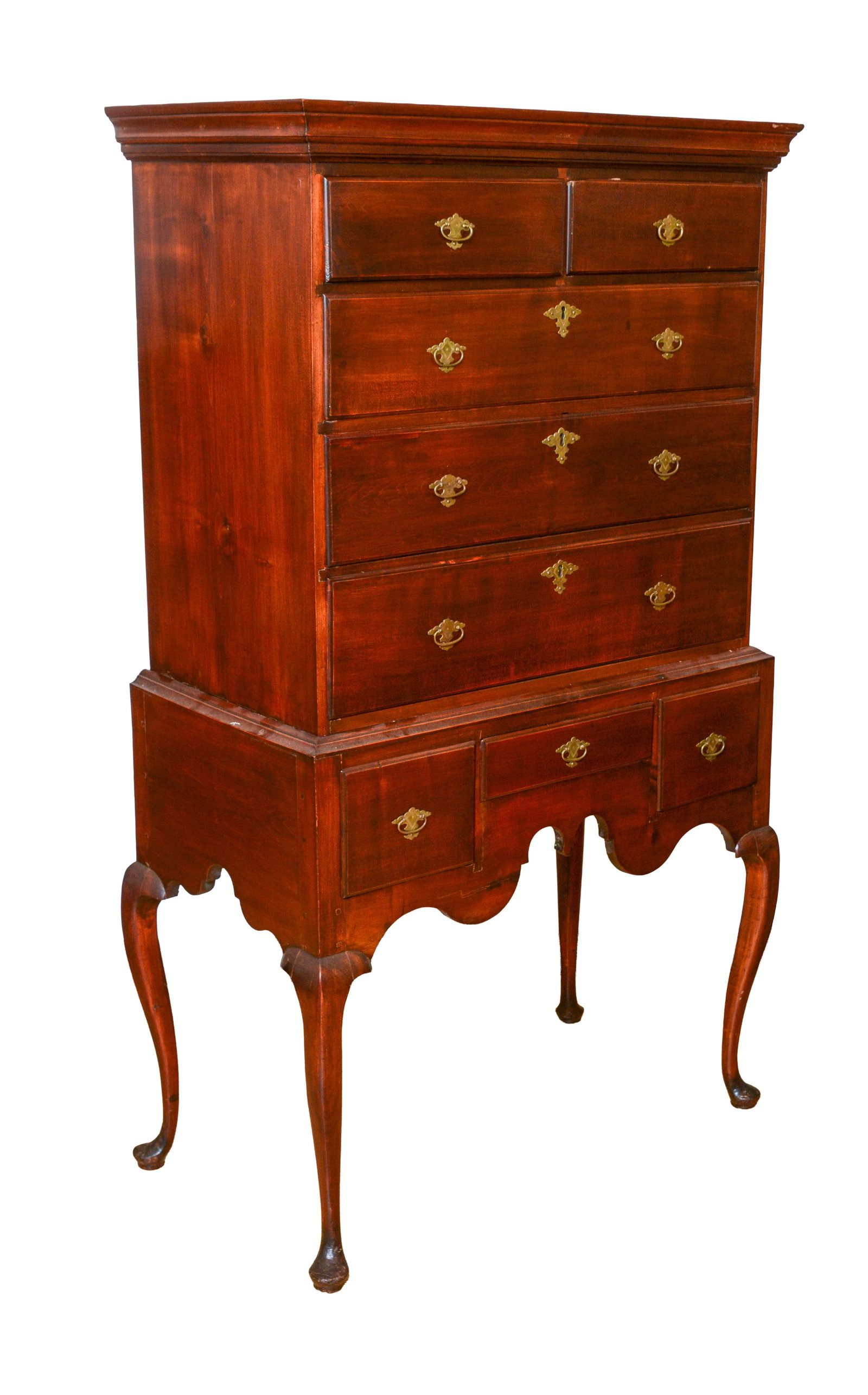 NEW ENGLAND QUEEN ANNE HIGHBOY.: Height 66 inches, width 34 inches, depth 18.5 inches. Maple primary, yellow pine secondary. Brasses appear original.
