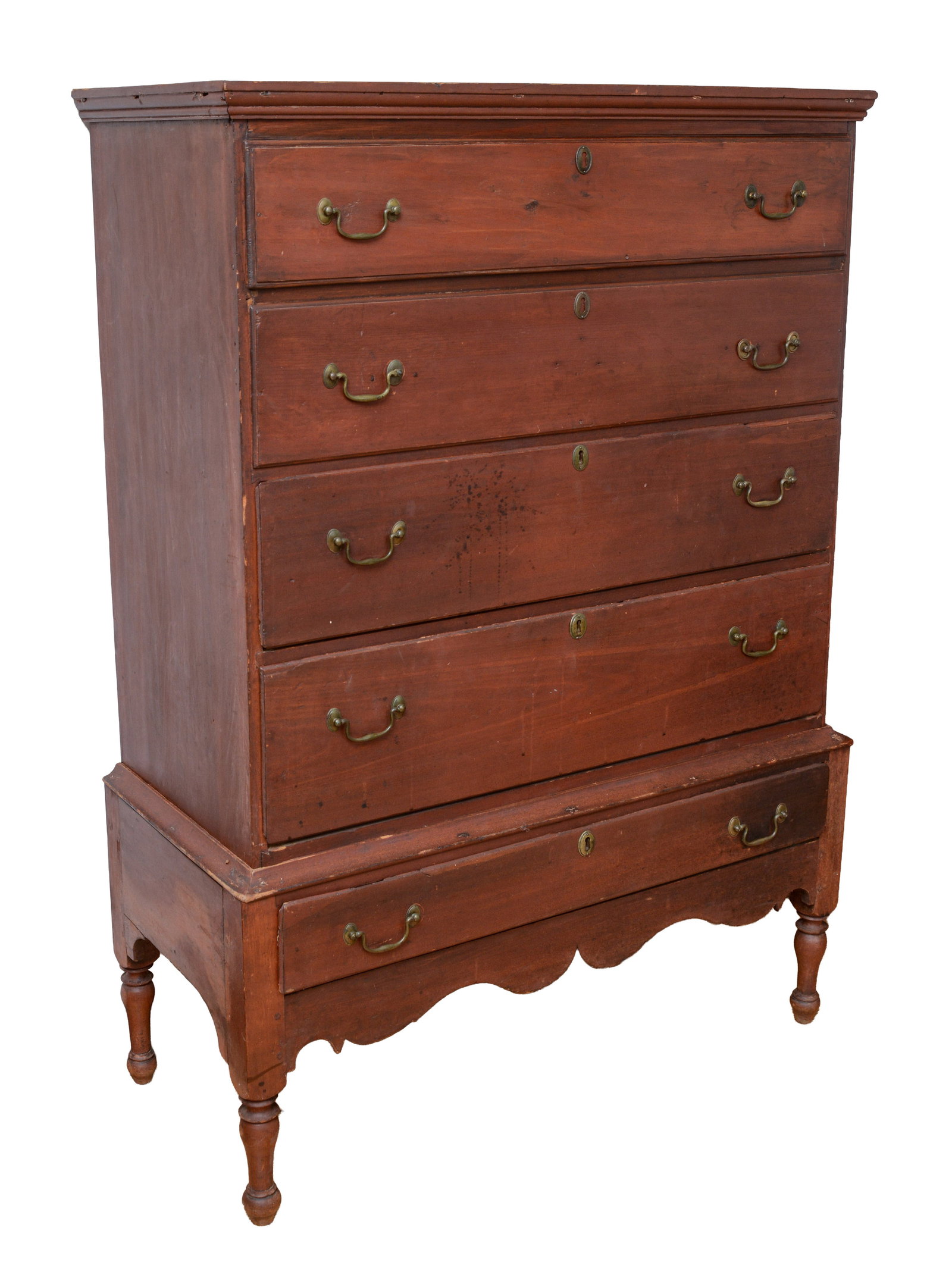 COUNTRY QUEEN ANNE CHEST ON FRAME. (1 of 5)