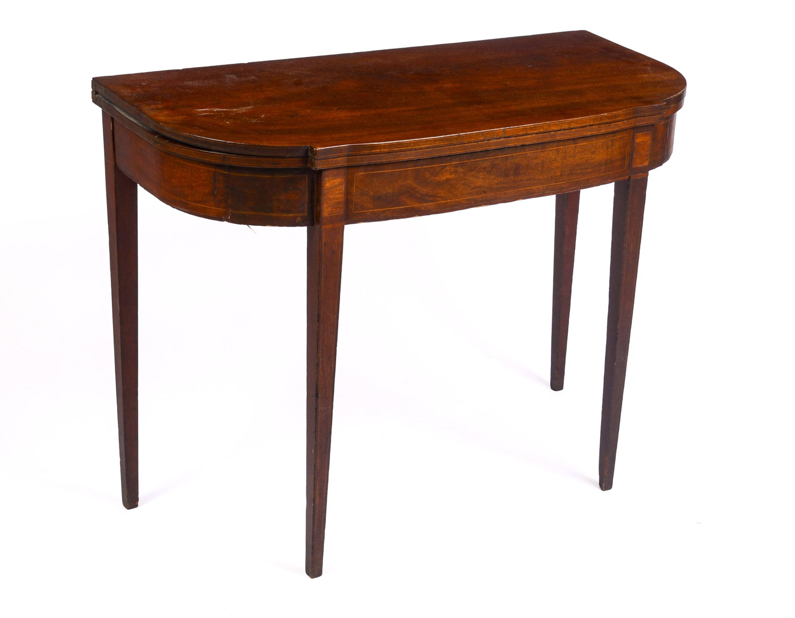 MASSACHUSETTS HEPPLEWHITE CARD TABLE.: Height 27.5 inches, width 36 inches, depth 17.5 inches.