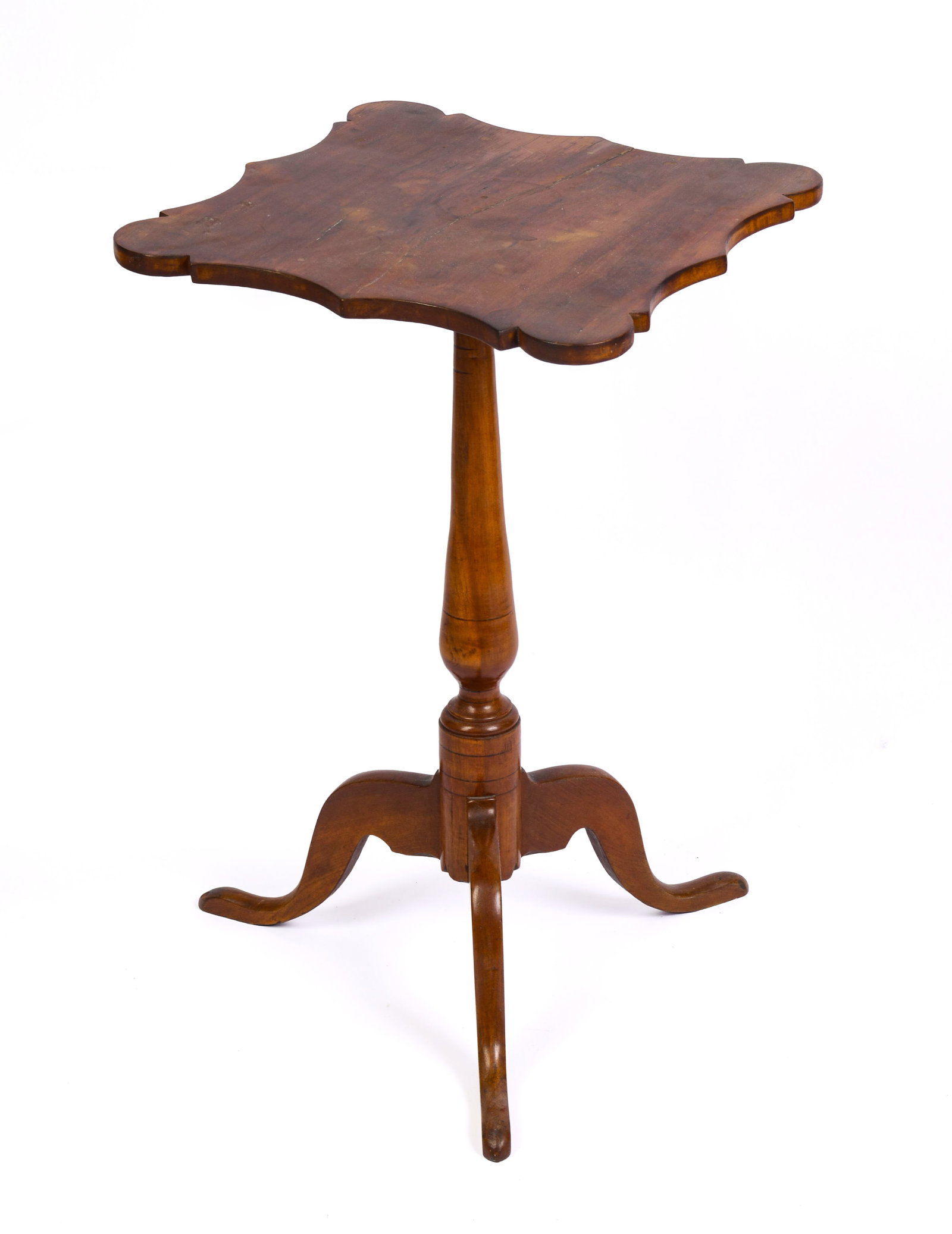 NEW ENGLAND TURTLE TOP CANDLE STAND.: Height 26.5 inches, top 16.5 x 16 inches.