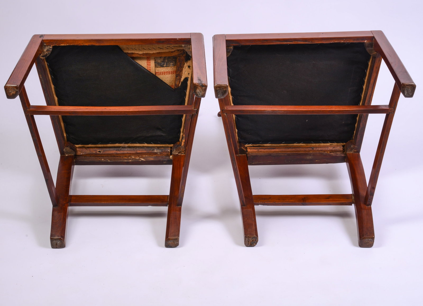 FOUR HEPPLEWHITE CHERRY SIDE CHAIRS. - 6
