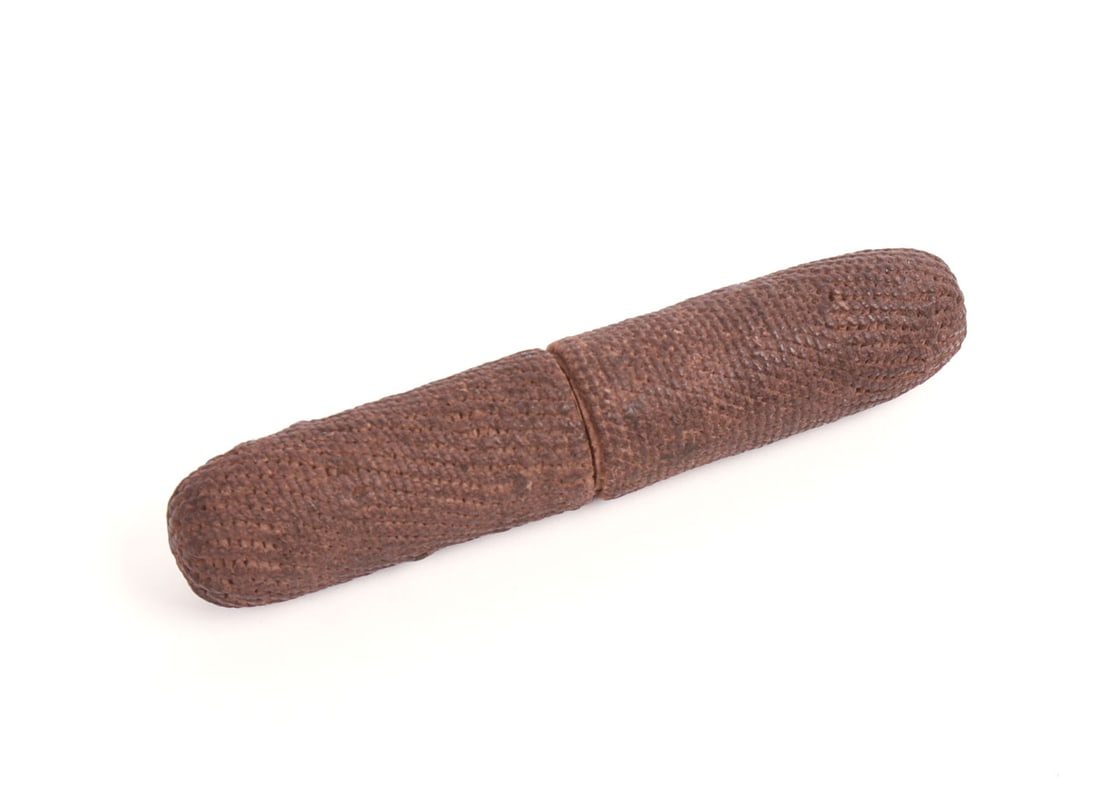 19TH CENTURY SAILOR'S ROPEWORK NEEDLE CASE.: Length 6.5 inches.