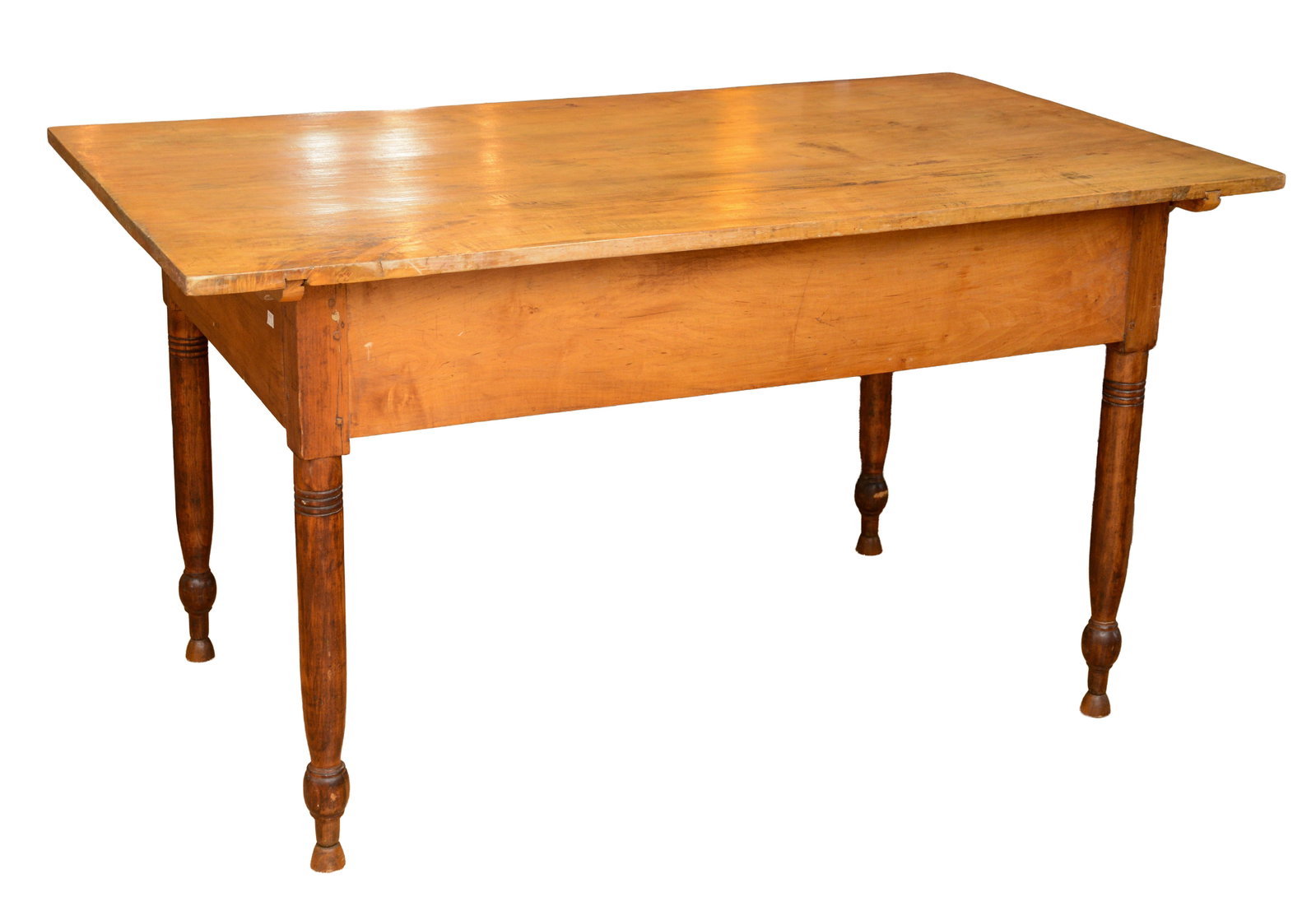 LARGE NEW ENGLAND MAPLE TAVERN TABLE. - 2