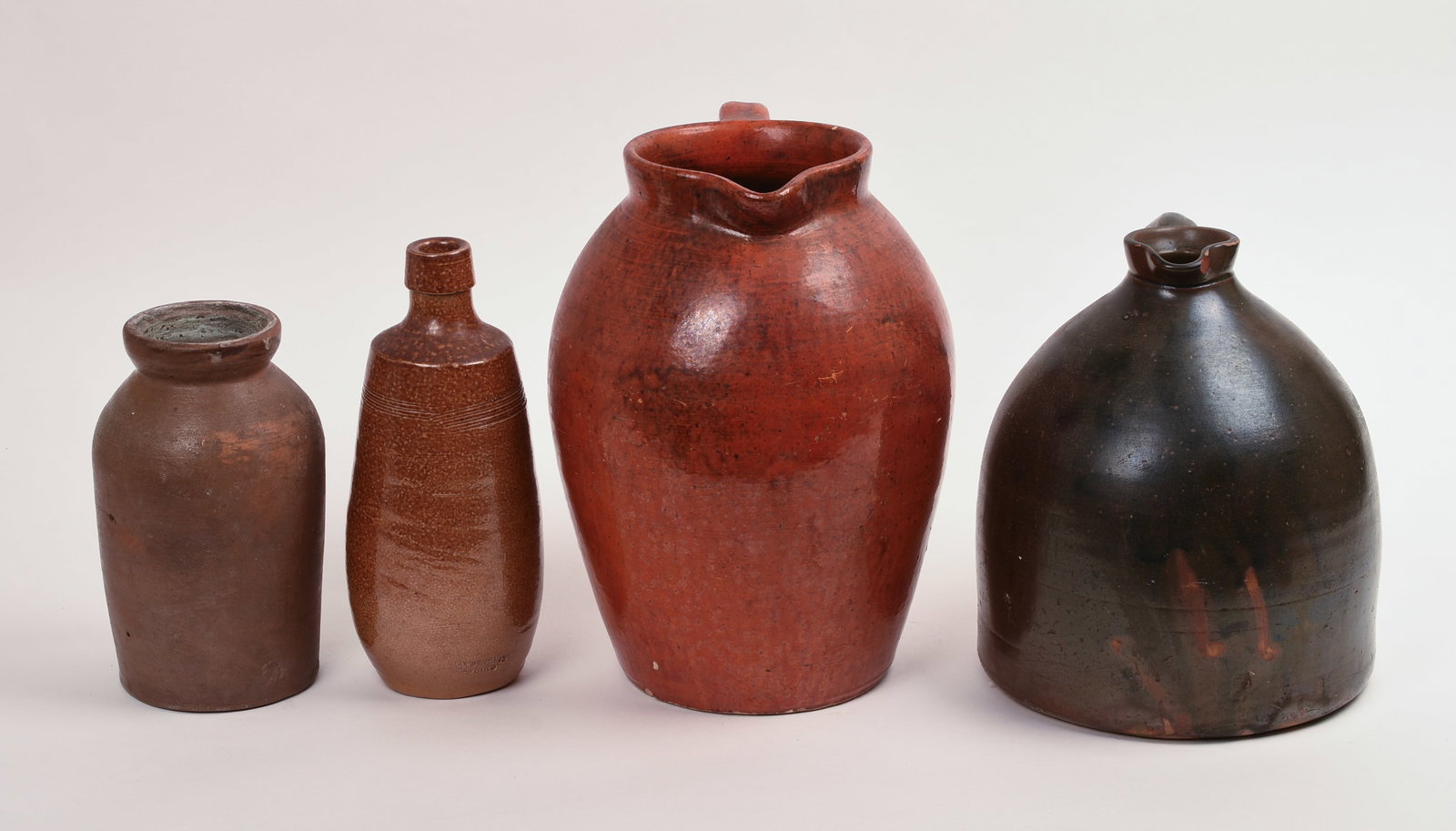FOUR STONEWARE PIECES. - 2