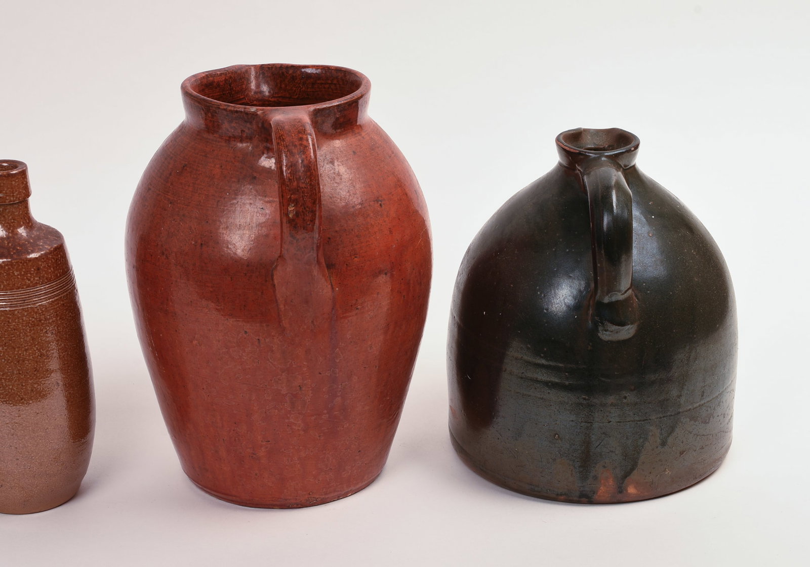 FOUR STONEWARE PIECES. - 5
