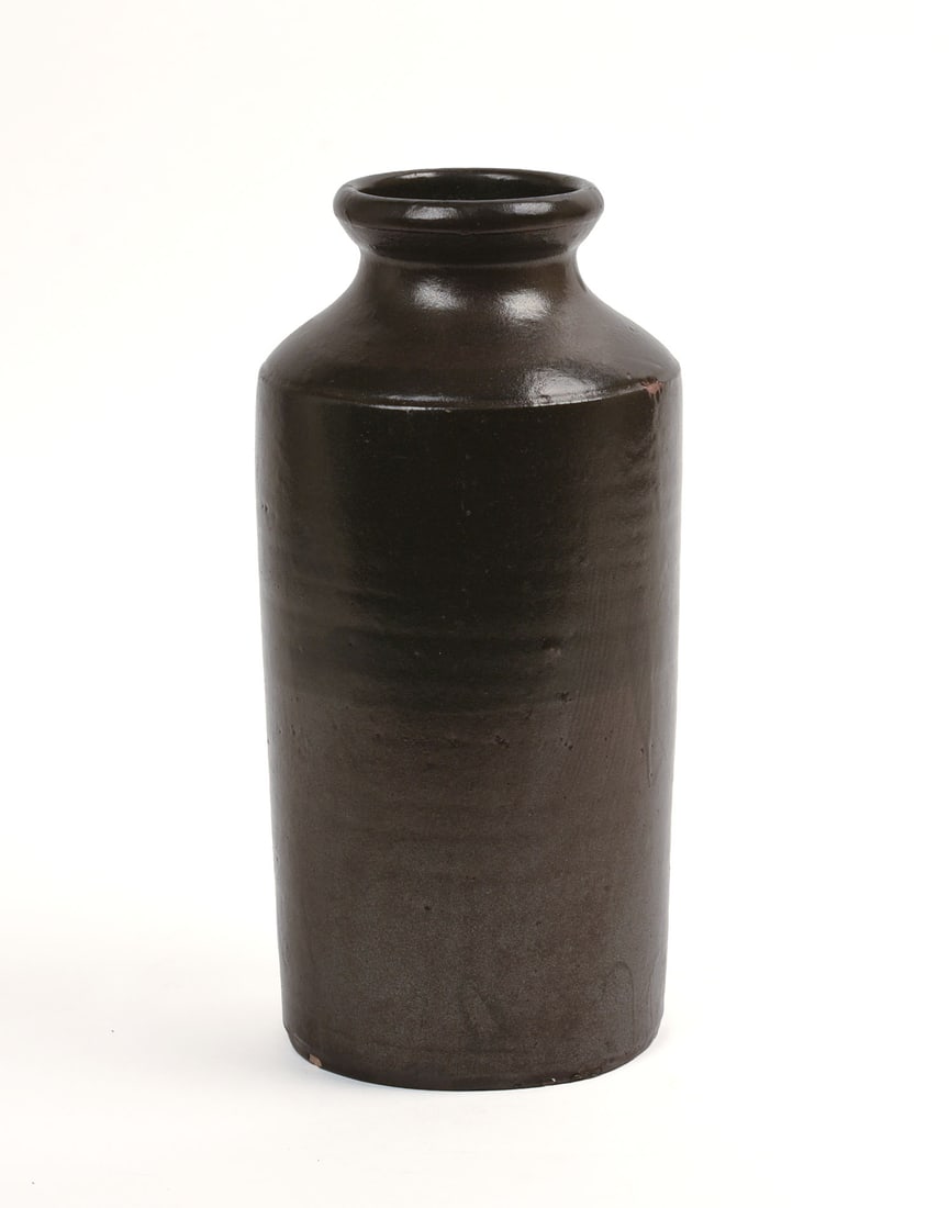 19TH CENTURY STONEWARE JAR.: Height 10 inches.