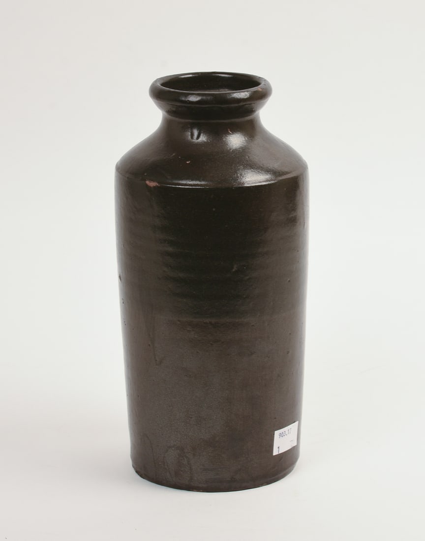 19TH CENTURY STONEWARE JAR. - 2