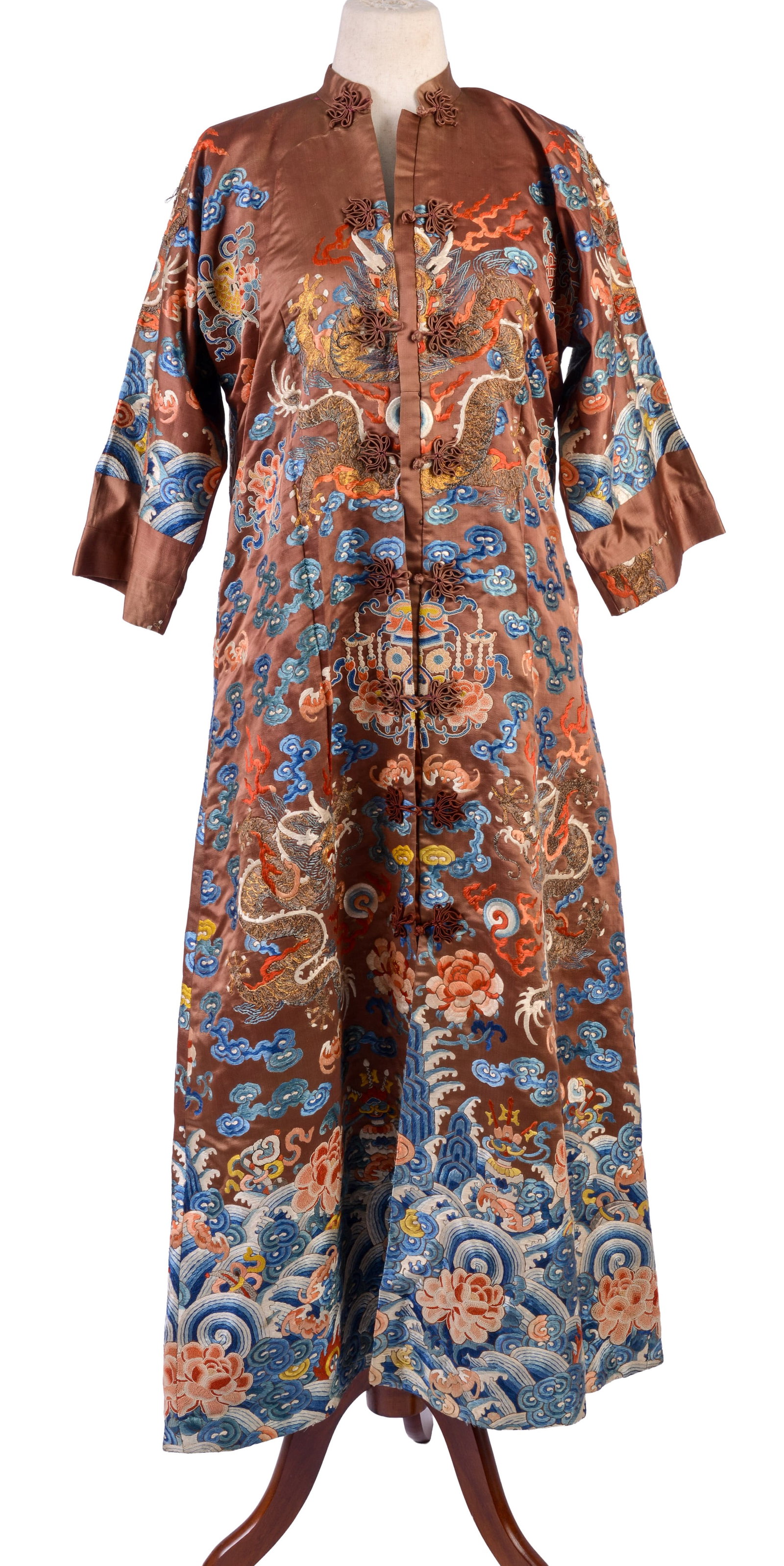 FINE 19TH CENTURY CHINESE COURTESAN SIX DRAGON COURT ROBE. (1 of 6)
