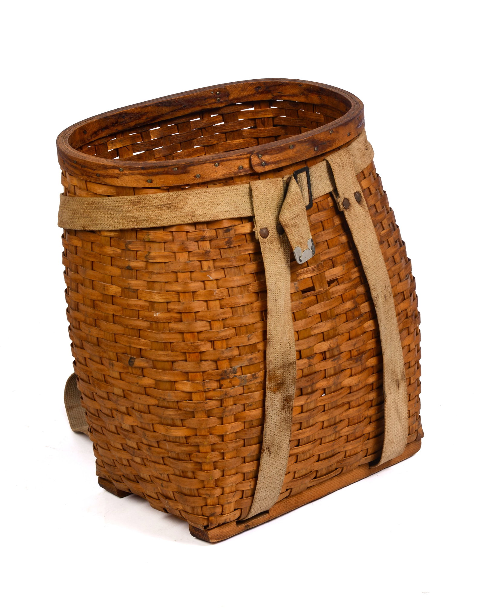 WOVEN PACK BASKET. (1 of 3)