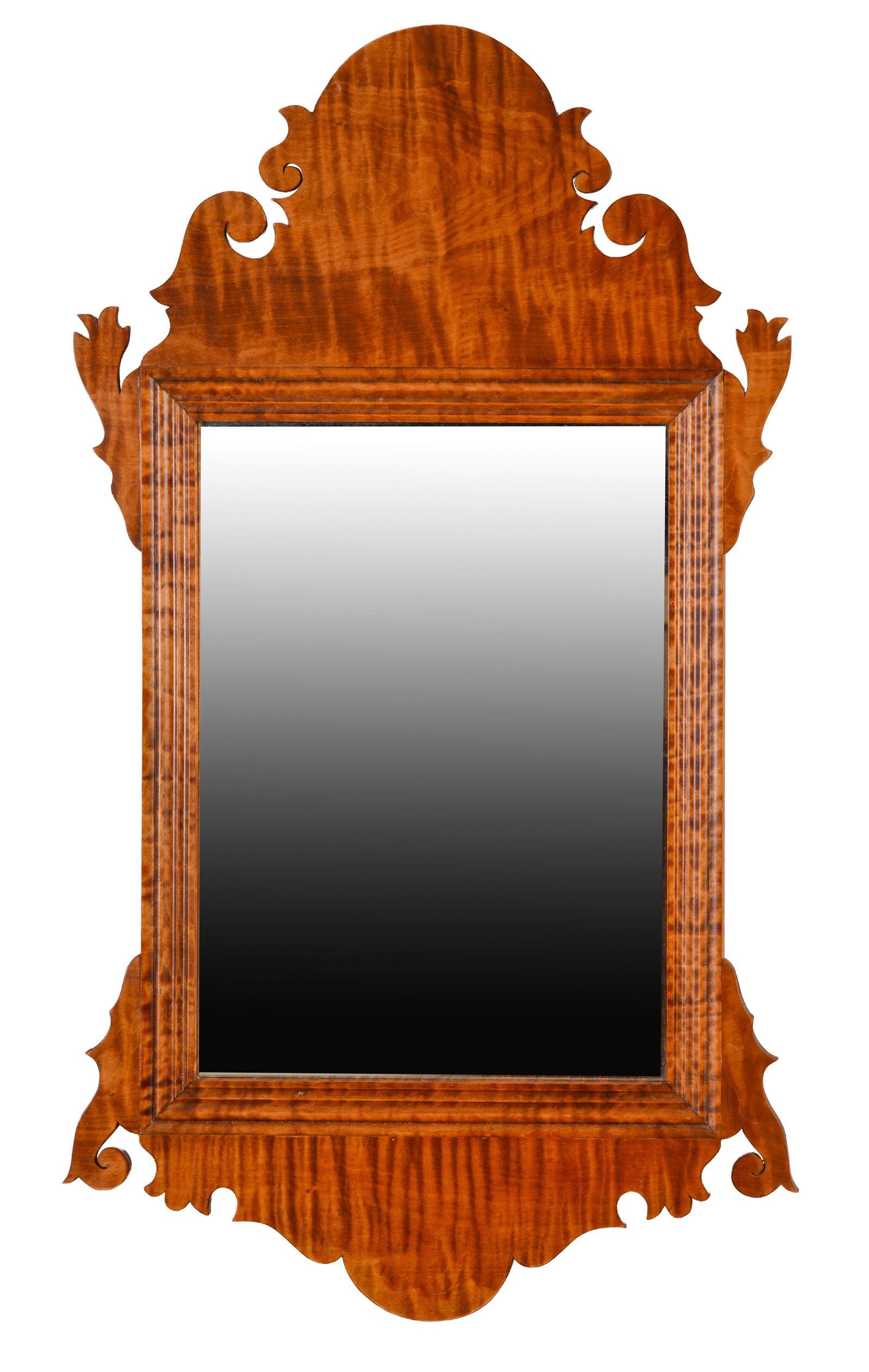 20TH CENTURY TIGER MAPLE CHIPPENDALE MIRROR.: 26.5 x 15 inches. Good condition.