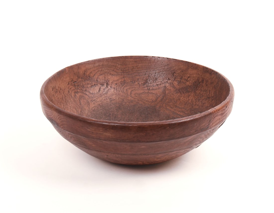 TURNED BURLWOOD BOWL.: Diameter 10.75 inches. Very good condition.