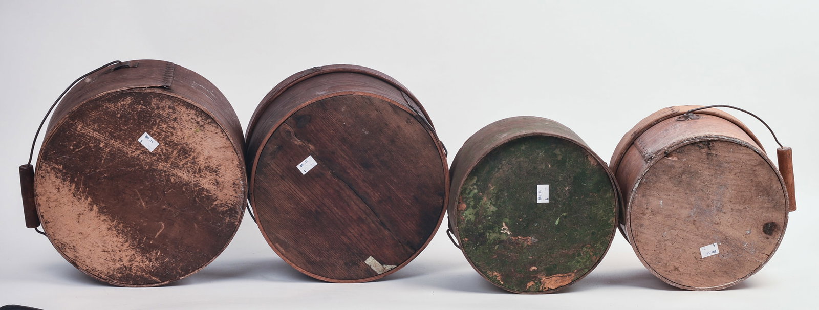 FOUR BALE-HANDLED PANTRY BOXES. - 5