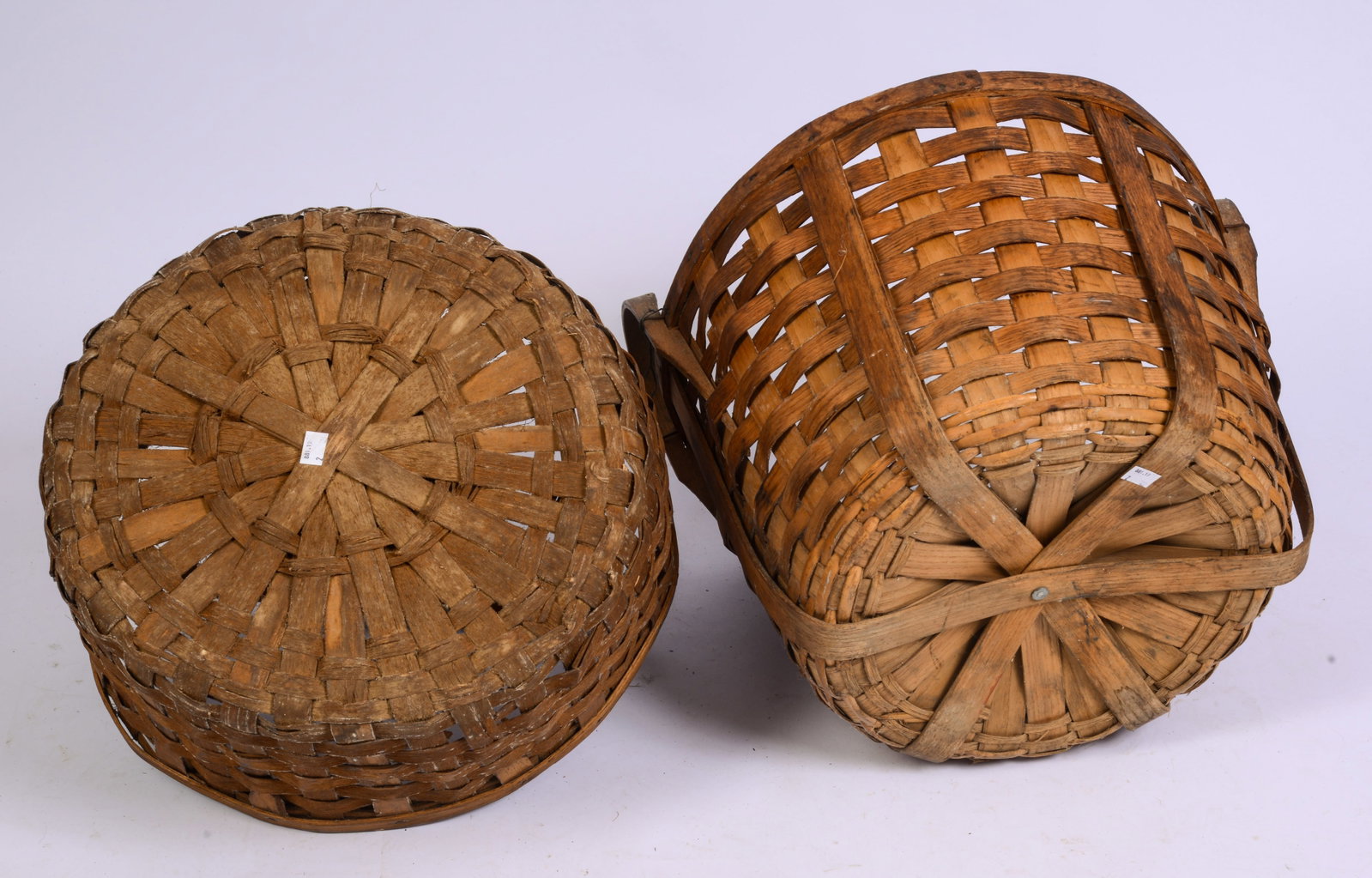 TWO LARGE ANTIQUE BASKETS. - 3