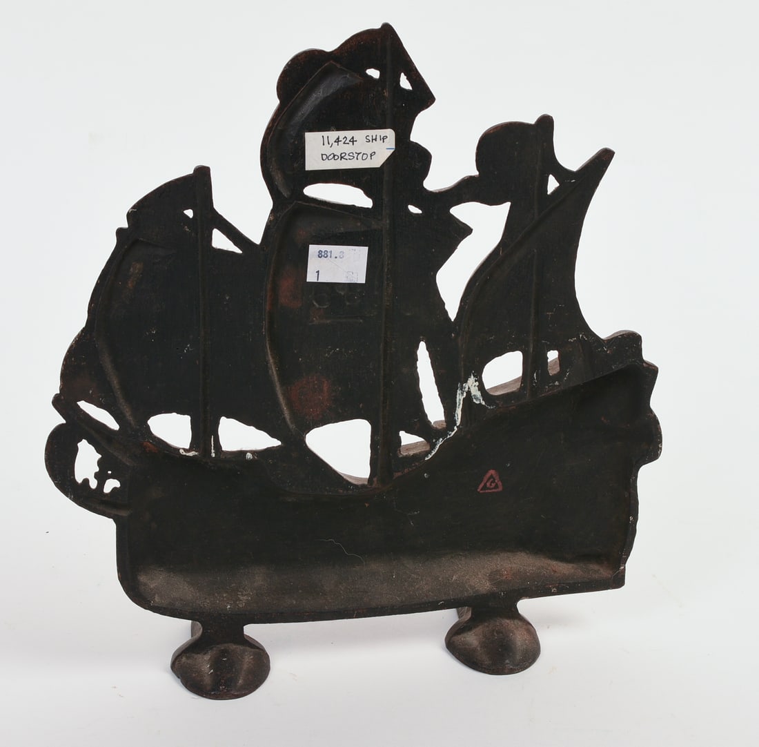 CAST IRON SHIP DOORSTOP. - 2