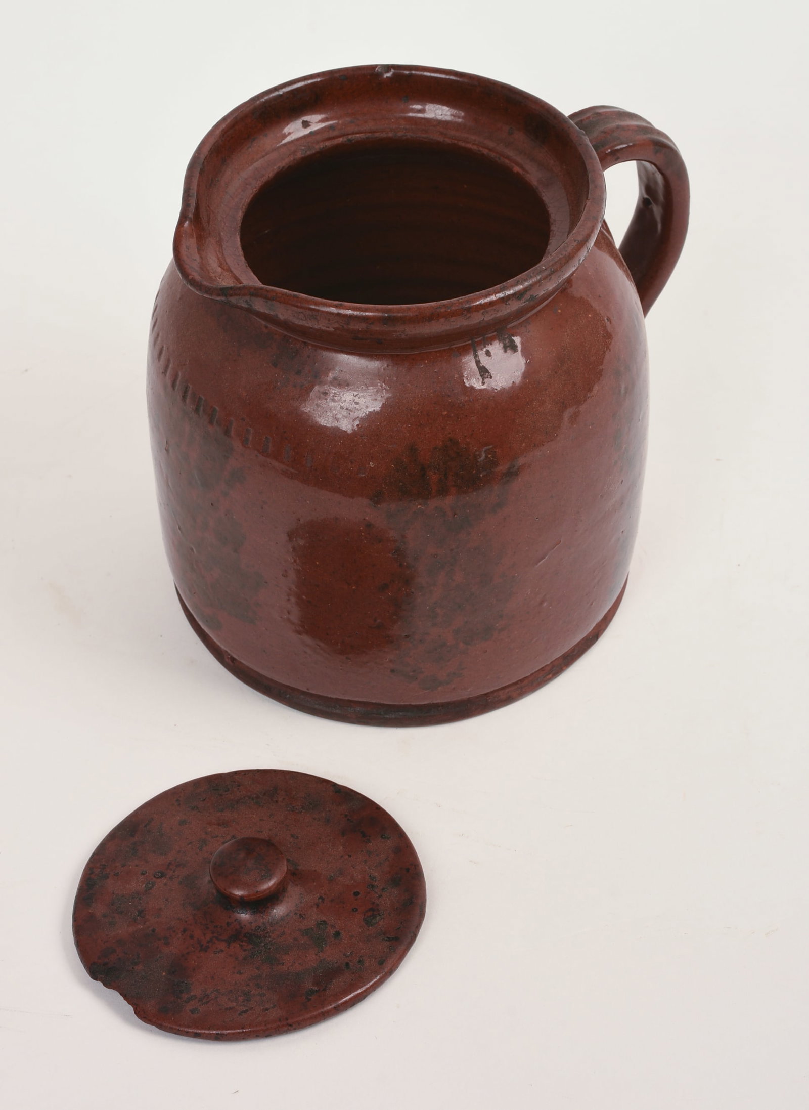 REDWARE BATTER PITCHER. - 3