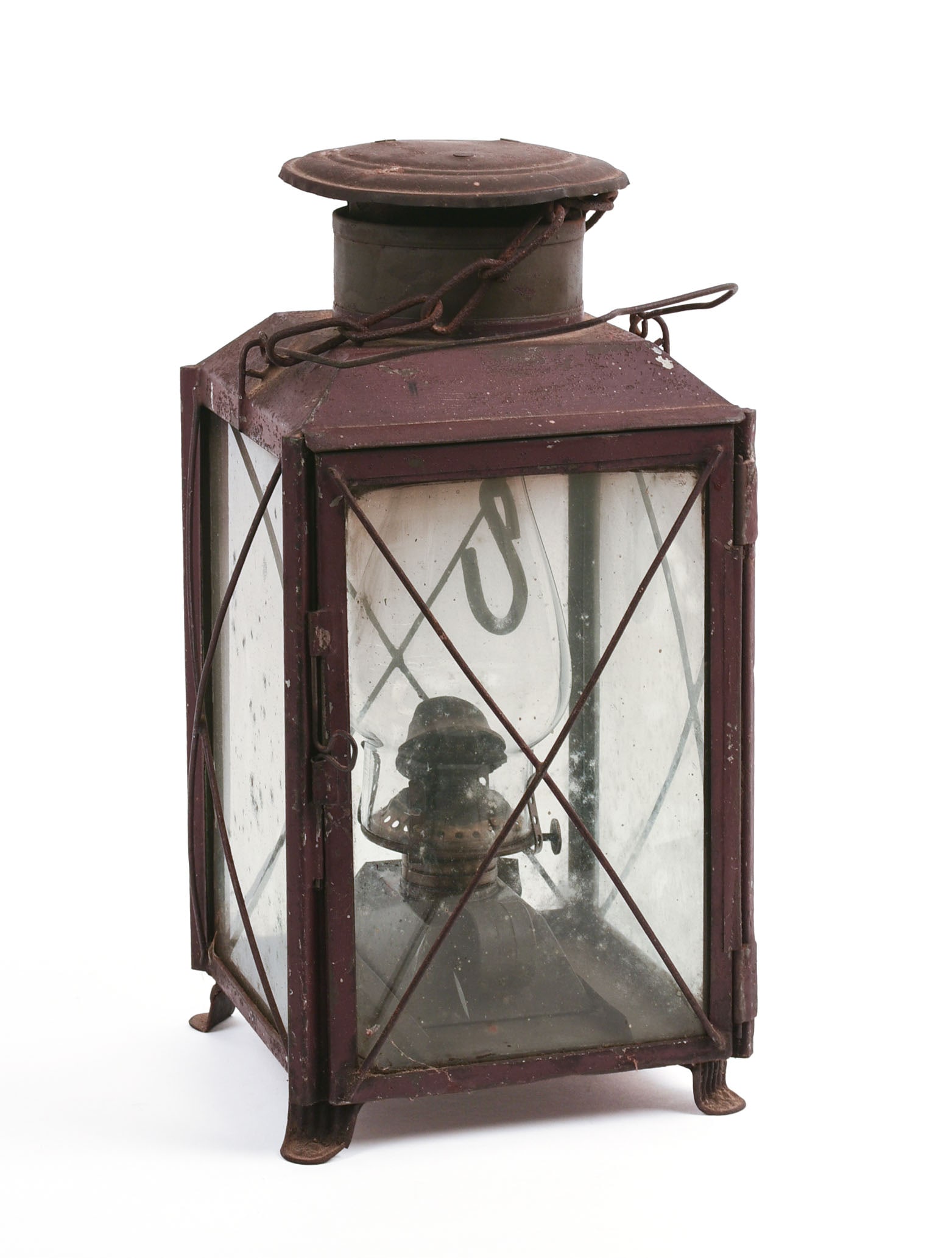TIN LANTERN IN RED PAINT.: Height 14 inches. Some paint loss.