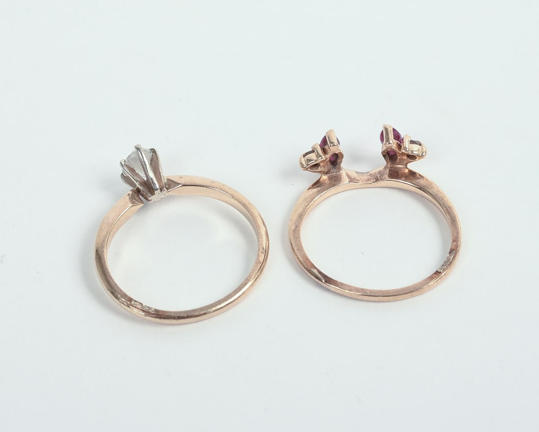 14KT GOLD, DIAMOND, AND RUBY WEDDING SET. - 3