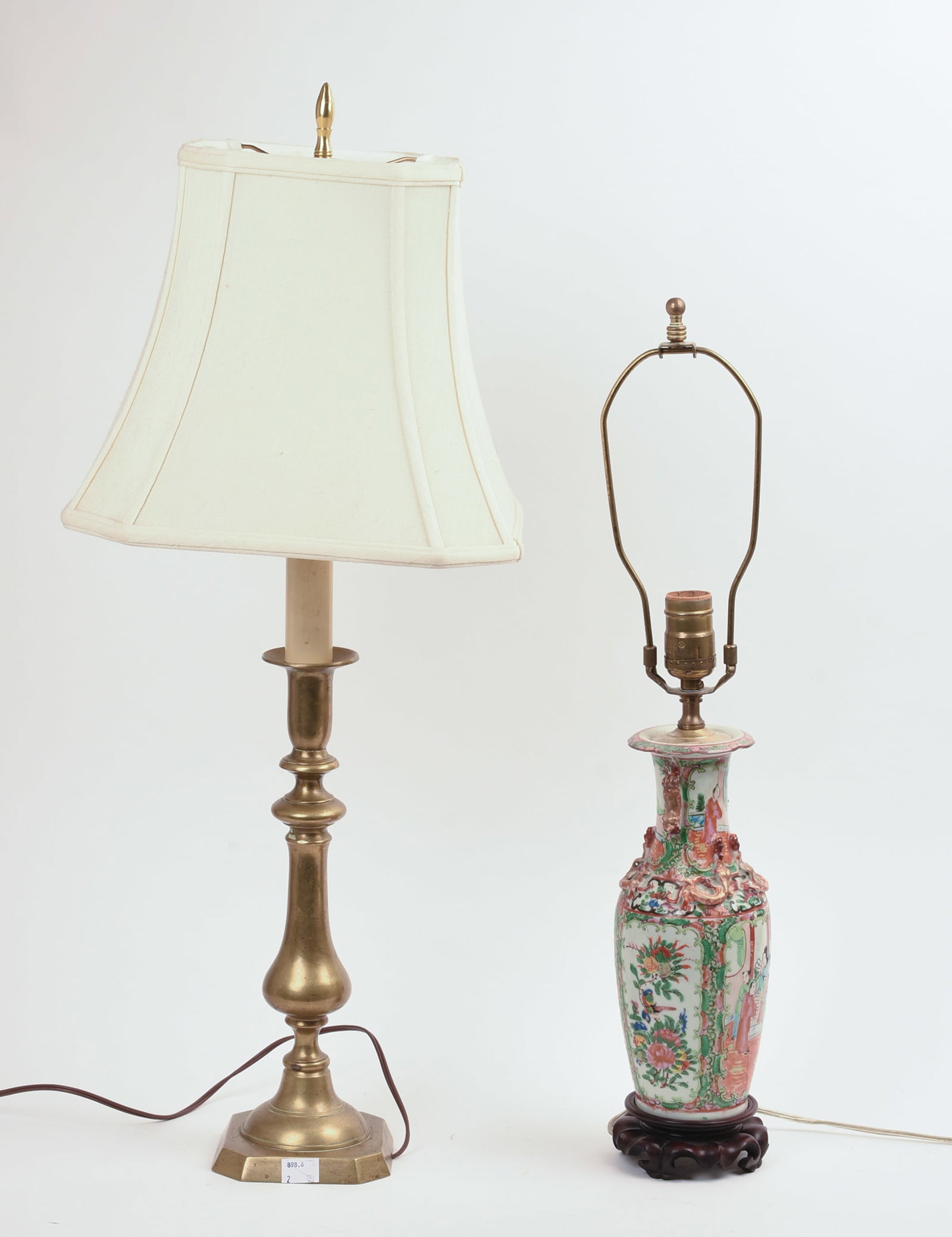 TWO TABLE LAMPS. - 2