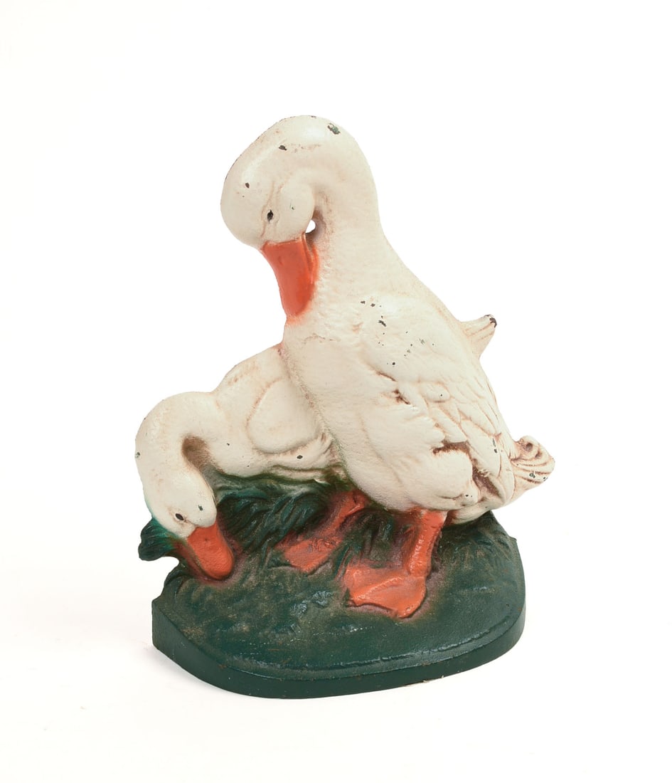 JOHN WRIGHT CAST IRON GOOSE DOORSTOP.: Height 8.5 inches.