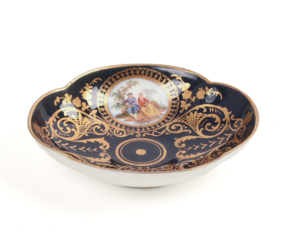 Dresden Porcelain Candy Dish. (1 of 4)