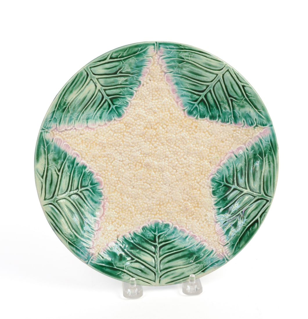 Etruscan Majolica Cauliflower Star Plate.: Griffin, Smith & Hall, diameter 9.25 inches. Good condition.