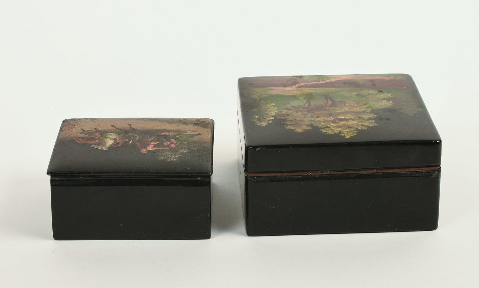 Two Russian Lacquer Boxes. Both signed. - 4