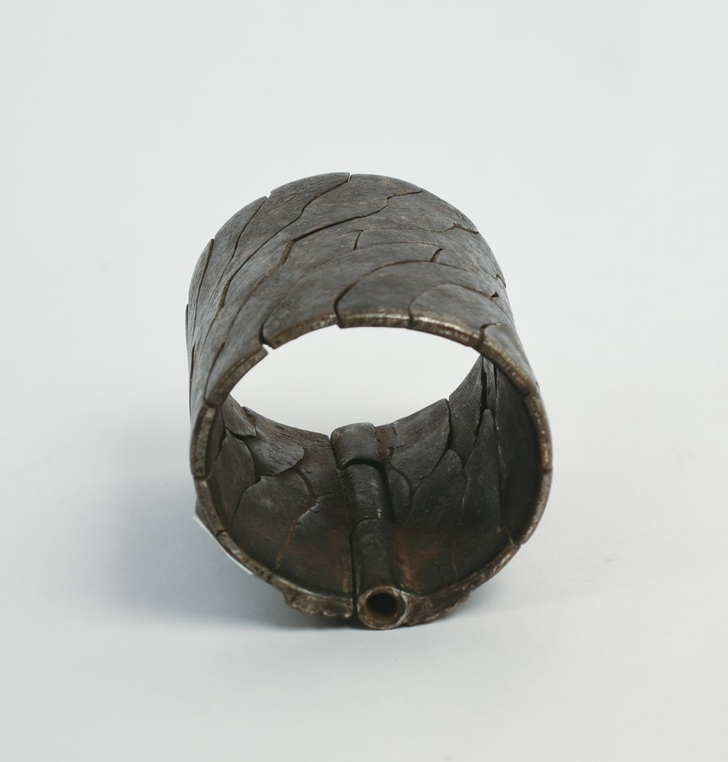 Large Metal Cuff Bracelet. - 4