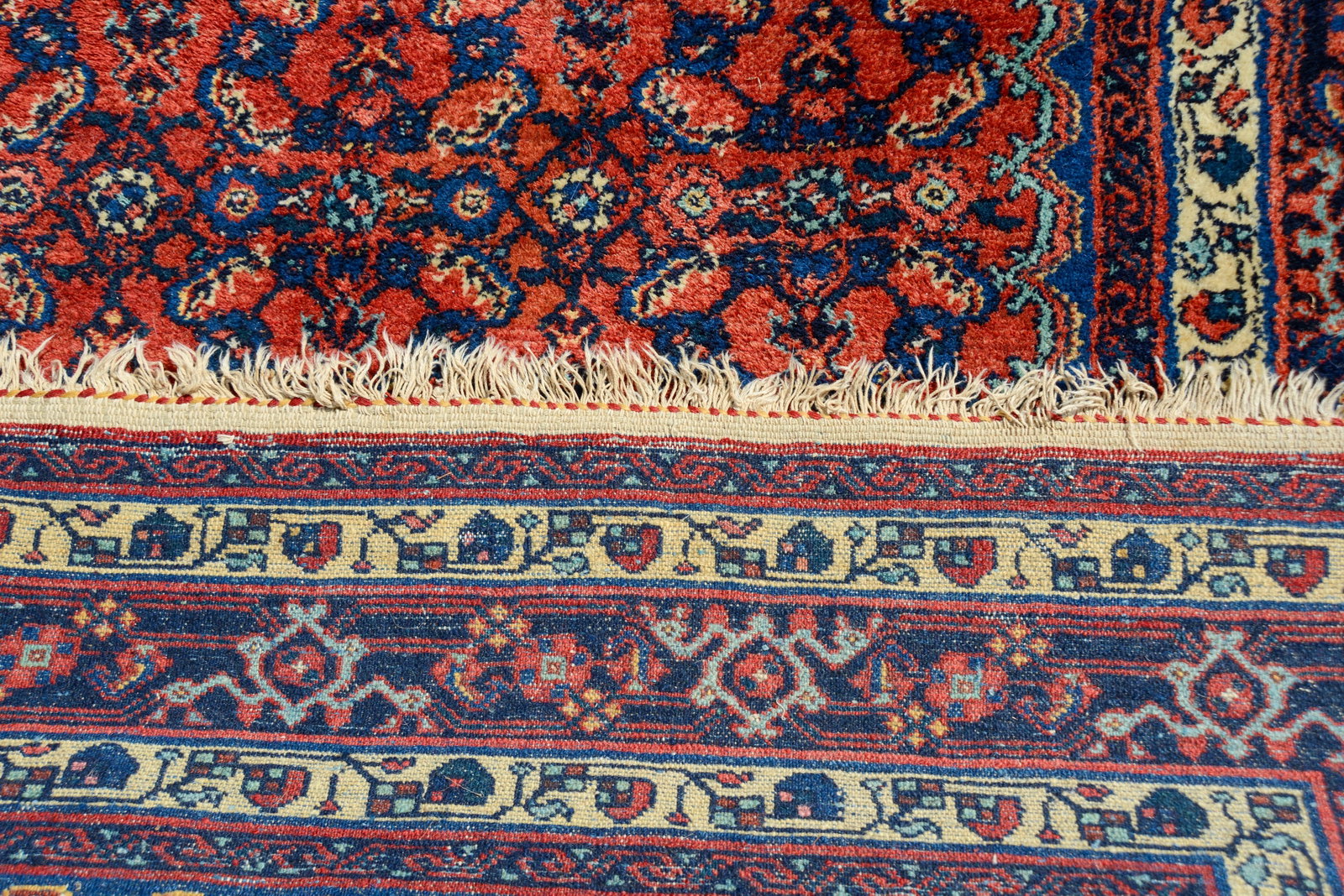 Handwoven Oriental Carpet. - 2