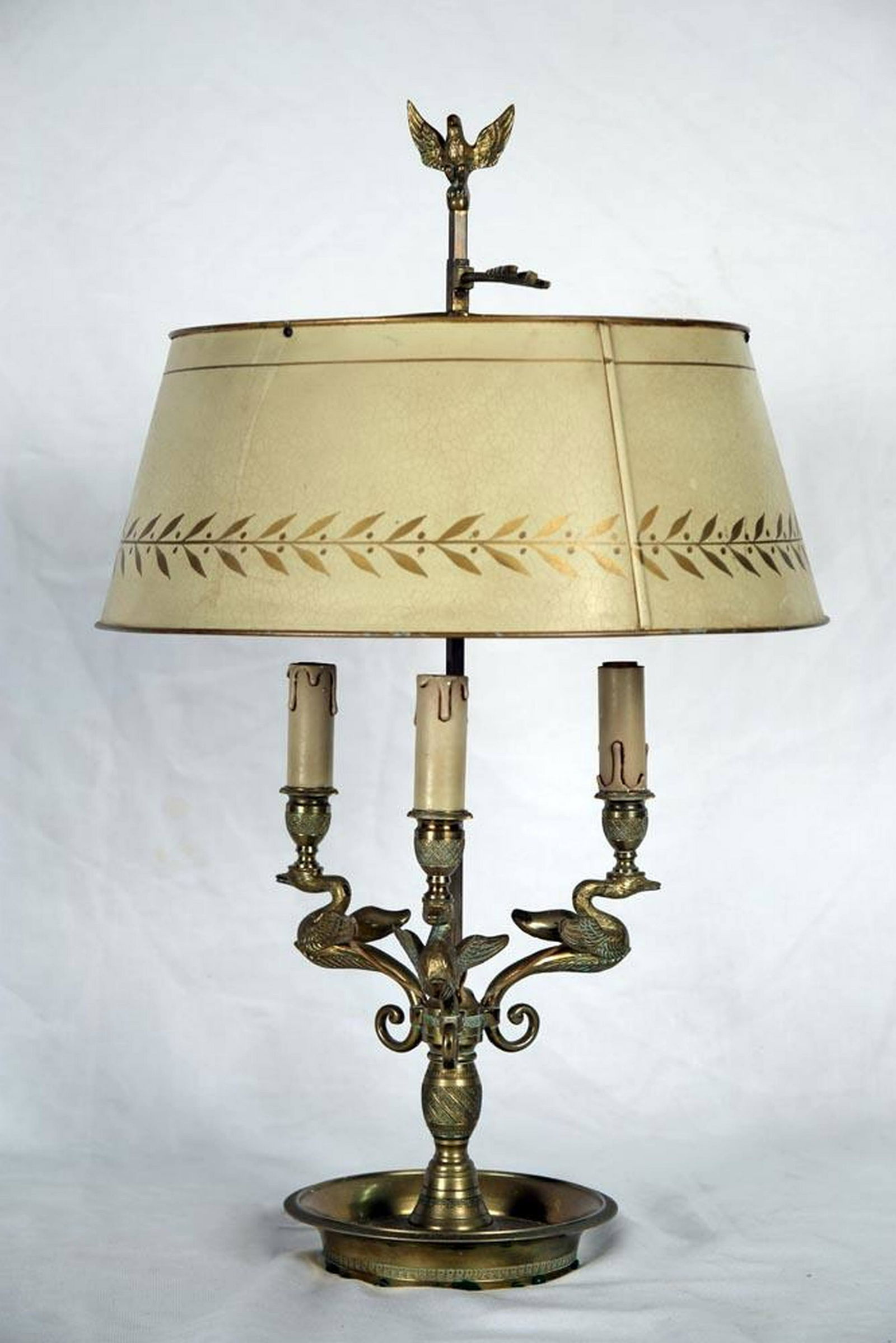 Vintage brass and tole-painted bouillotte lamp (1 of 1)