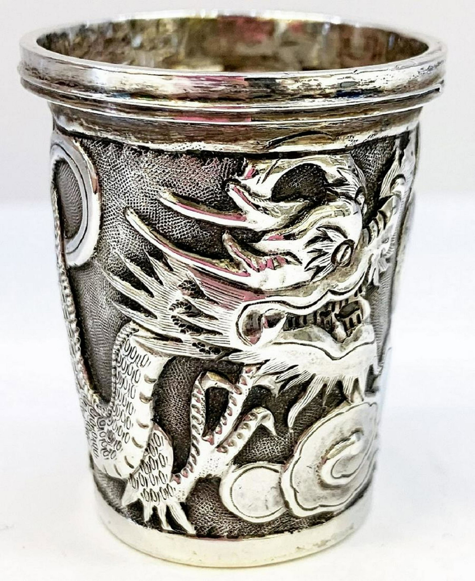 ANTIQUE SIGNED WANG HING CHINESE STERLING SILVER DRAGON (1 of 2)