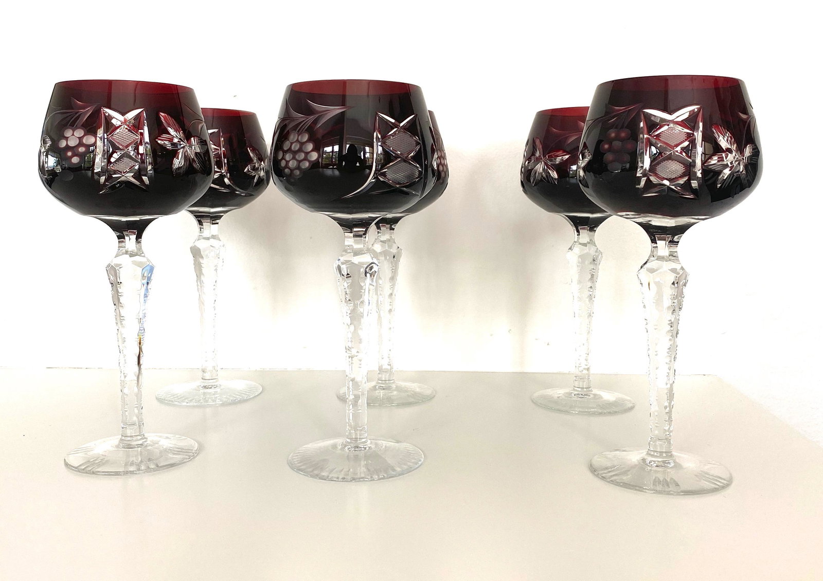 Vintage RUBY RED cased cut to clear Crystal glasses: Vintage RUBY RED cased cut to clear Crystal glasses measures
