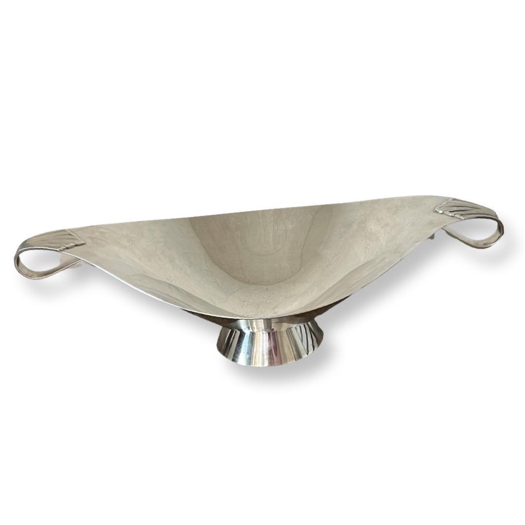 Tiffany & Co. Sterling Silver Centerpiece, New York, C.1952 (1 of 5)