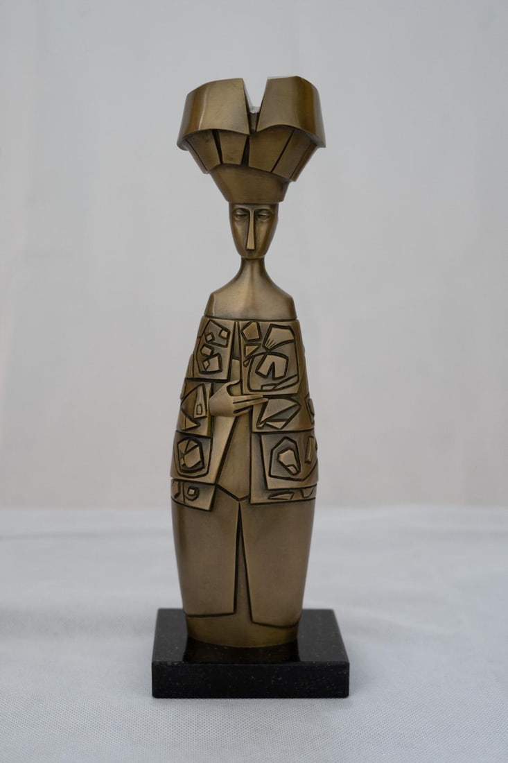 Cundo Bermudez (1914-2008) Bronze Sculpture: Cundo Bermudez (1914-2008) Bronze sculpture 12" tall. Bronze Base is 2 x 3 inches. This a series set of one of each color with 50 being made of each in purpose of the 10 year anniversary of the Cundo