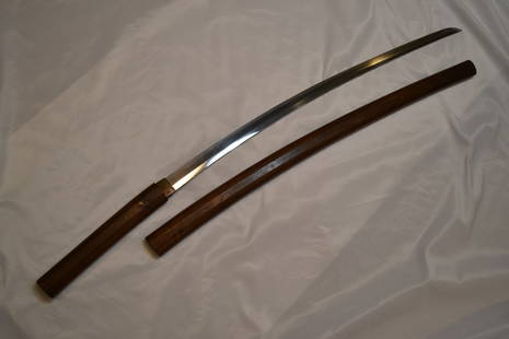 ANTIQUE JAPANESE LONG KATANA SAMURAI SWORD OLD: ANTIQUE JAPANESE LONG KATANA SAMURAI SWORD . VERY OLD . 30" LONG BLADE TIP TO HABBAKI. SHIRA SAYA FITTINGS. TANG SHOWS GREAT AGE . HARD TO FIND BLADE THAT LONG. NICE CLEAN AND BRIGHT BLADE WITH WAVY T