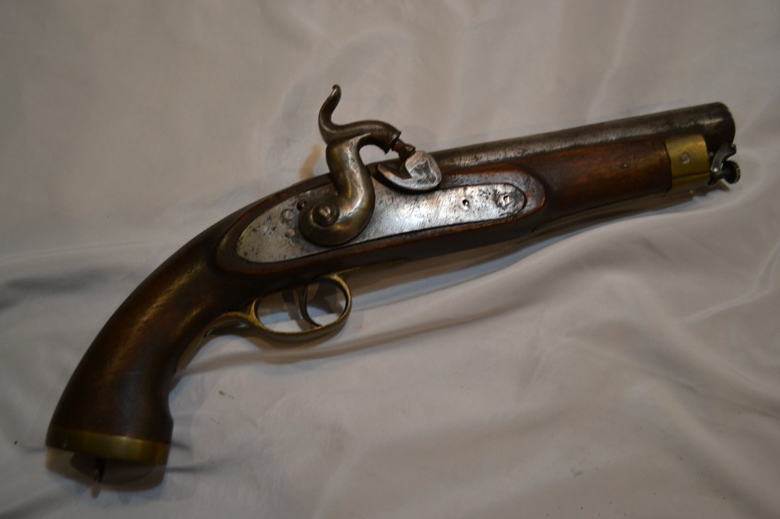 ANTIQUE BRITISH CRIMEAN WAR ERA CAP GUN: ANTIQUE BRITISH CRIMEAN WAR ERA CAP GUN . SHOWS ITS AGE WELL WORN WITH NO VISIBLE MARKINGS. NICE EXAMPLE .ANTIQUE . NO FFL REQUIRED.