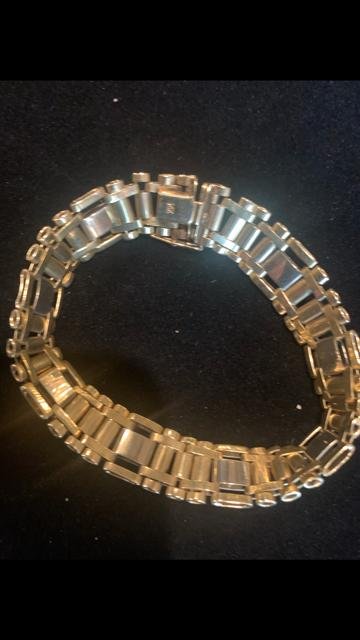 14K WHITE AND YELLOW GOLD MEN: 14K WHITE AND YELLOW GOLD MEN'S CHAIN BRACELET 37.2 GR. SOLID GOLD . USED .8 3/4 LONG