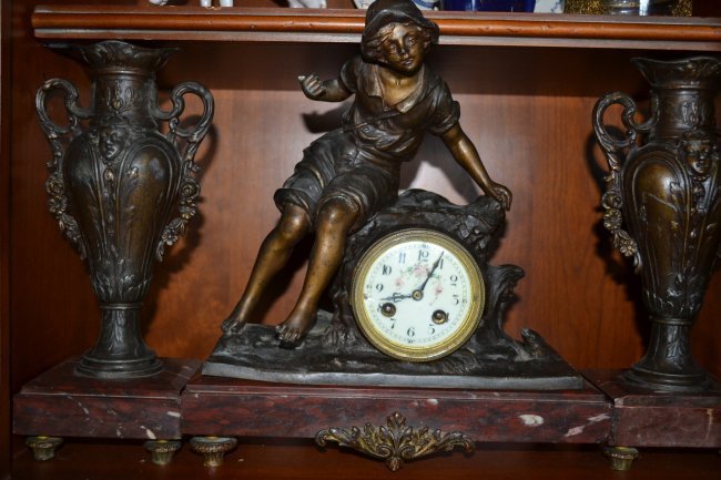 ANTIQUE FRENCH DECORATING CLOCK 3 PIECE SET: ANTIQUE FRENCH DECORATING CLOCK 3 PIECE SET. CLOCK IS UNTESTED , NO WIND KEY PRESENT . 2 CANDLE HOLDERS. HEAVY STONE BASE . 13" X 12" CLOCK 5" X 5" AND 13" HIGH HOLDERS .BASE OF THE CLOCK IS MISSING O