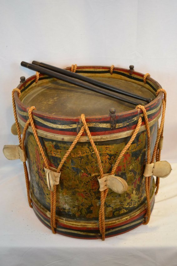 VICTORIAN UK ROYAL SCOT FUSILLIERS REGIMENTAL DRUM: RARE ORIGINAL ANTIQUE ENGLISH VICTORIAN ROYAL SCOT FUSILIERS REGIMENTAL DRUM . SHOWS ITS AGE AND WEAR . PAINTED BRASS BODY WITH MUCH OF THE PAINTWORK IS GONE BUT STILL VISIBLE "2ND ROYAL SCOT FUSILIER