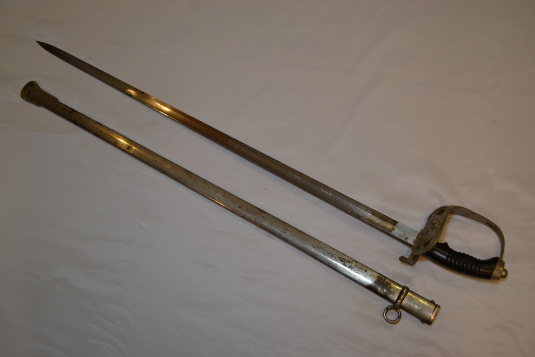 IMPERIAL GERMAN PRUSSIAN CAVALRY OFFICER'S M-89 SWORD: IMPERIAL GERMAN PRUSSIAN CAVALRY OFFICER'S M-89 SWORD . NICE ENGRAVED BLADE. 39"LONG WITH 32" BLADE.