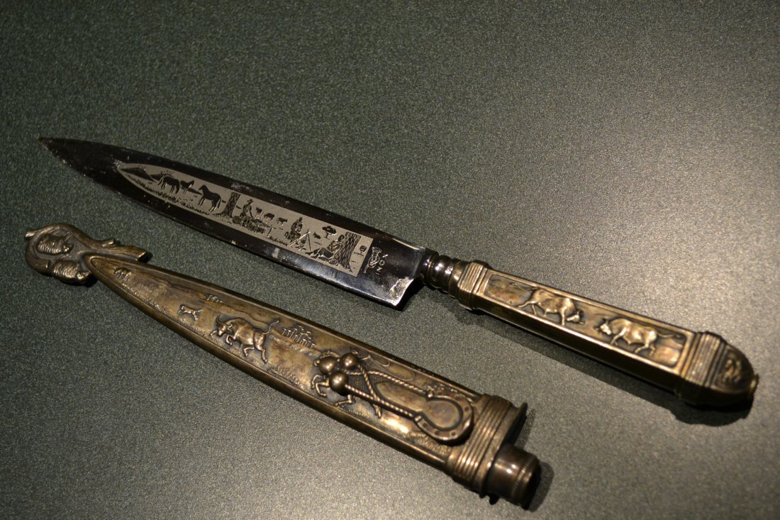 VINTAGE INOX GAUCHO KNIFE DOUBLE ENGRAVED BLADE NAMED: VINTAGE INOX GAUCHO KNIFE DOUBLE ENGRAVED BLADE . 11.5" LONG .NAMED TO DR. SCHNEIDER ENGRAVED ON THE HANDLE. BEAUTIFUL DETAILS AND DECORATIONS ON THE GRIP AND SCABBARD . BLADE IS VERY SHARP. 11.5" LON