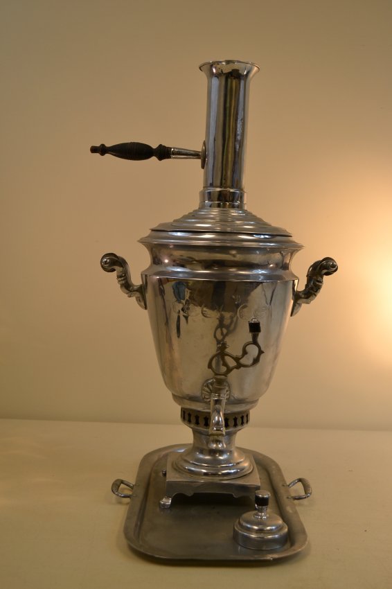 ANTIQUE IMPERIAL RUSSIAN ANTIQUE NICKEL SILVER SAMOVAR: ANTIQUE IMPERIAL RUSSIAN ANTIQUE NICKEL SILVER SAMOVAR TEA POT .MADE BY VORONTSOV FACTORY IN TULA LATE 19TH CENTURY. BEAUTIFUL SHAPE RARE SAMOVAR . INCLUDING A VERY RARE STACK PIPE EXTENDER , PLUG AND