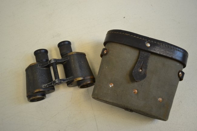WWII SOVIET RUSSIAN 6X30 BINOCULARS IN CASE 1934 DATED: WWII SOVIET RUSSIAN 6X30 BINOCULARS IN CASE 1934 DATED . GOOD CONDITION AND GOOD OPTICS