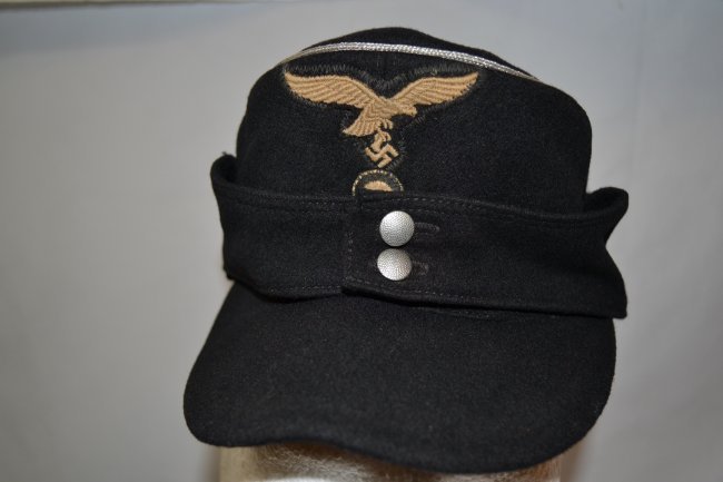 WWII GERMAN LUFTWAFFE HERMAN GOERING PANZER OFFICER CAP: WWII GERMAN LUFTWAFFE HERMAN GOERING PANZER OFFICER CAP . BEAUTIFULL CONDITION RARE CAP . SIZE 58 INK STAMPED ON SILK MATERIAL LINING