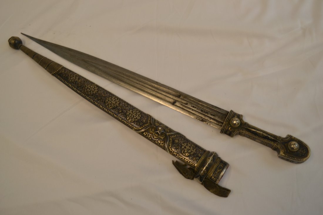 IMPERIAL RUSSIAN CAUCASIAN SILVER KINJAL DAGGER OSMAN: ANTIQUE IMPERIAL RUSSIAN CAUCASIAN SILVER KINJAL DAGGER, 19TH CENTURY . MADE BY FAMOUS CAUCASIAN MAKER "OSMAN" . VERY HIGH QUALITY RAZED DECORATED ENGRAVED SILVER AND NIELLO WORK . AMAZING DETAILS !!!