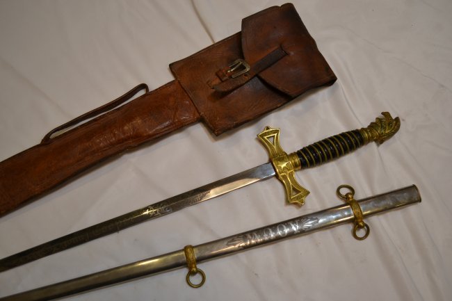 ANTIQUE MASONIC SWORD WITH SCABBARD AND CASE NAMED: ANTIQUE MASONIC SWORD WITH SCABBARD AND CASE NAMED . EARLY SWORD. LATE 19TH - EARLY 20TH CENTURY. GREAT CONDITION. ETCHED BLADE .