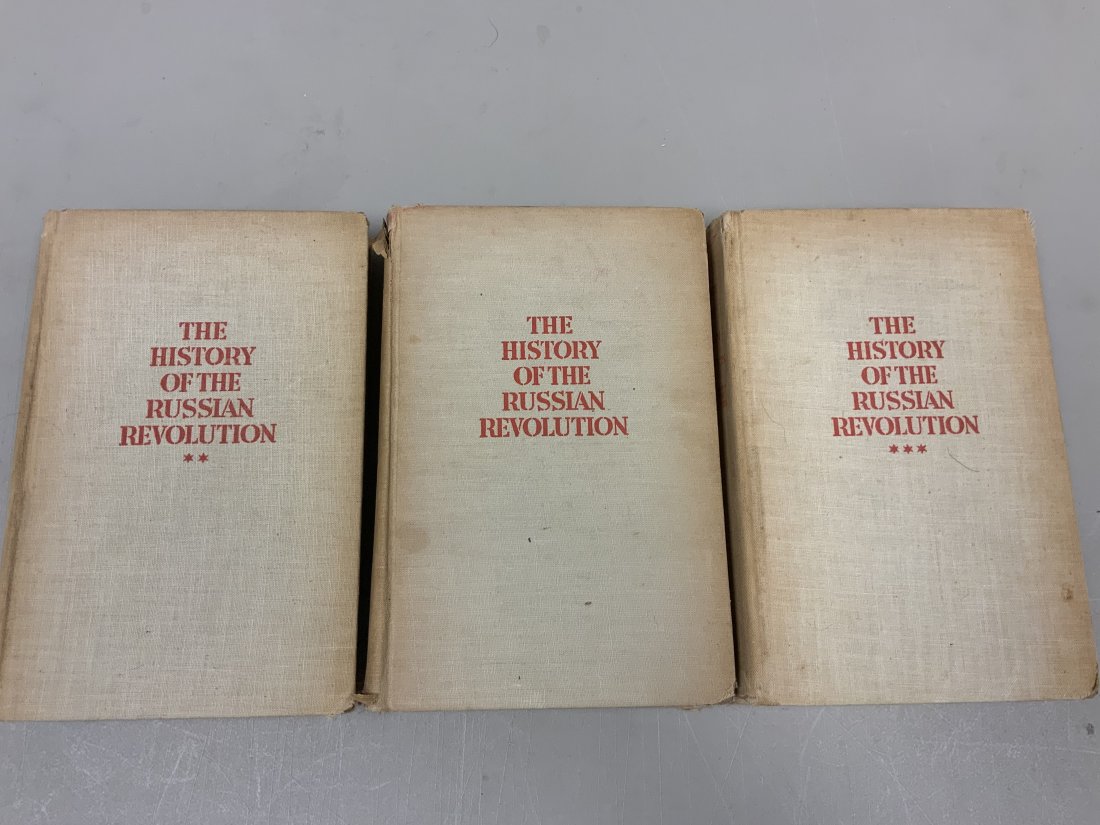 THE HISTORY OF THE RUSSIAN REVOLUTION BY LEON TROTSKY: THE HISTORY OF THE RUSSIAN REVOLUTION BY LEON TROTSKY . VERY RARE 3 VOLUMES SET NEW YORK SIMON AND SCHUSTER 1932 1ST EDITION , 1ST PRINTING.